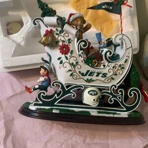 NWT THE‎ DANBURY MINT 2001 JETS SLEIGH  NFL RARE COLLECTIBLES